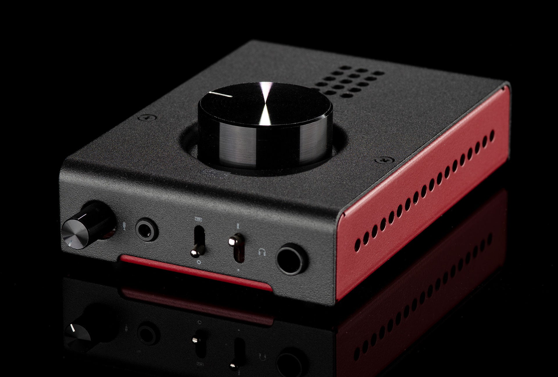 Schiit Audio HEL High Power Dac/amp For Gaming, Music, And - Main Image