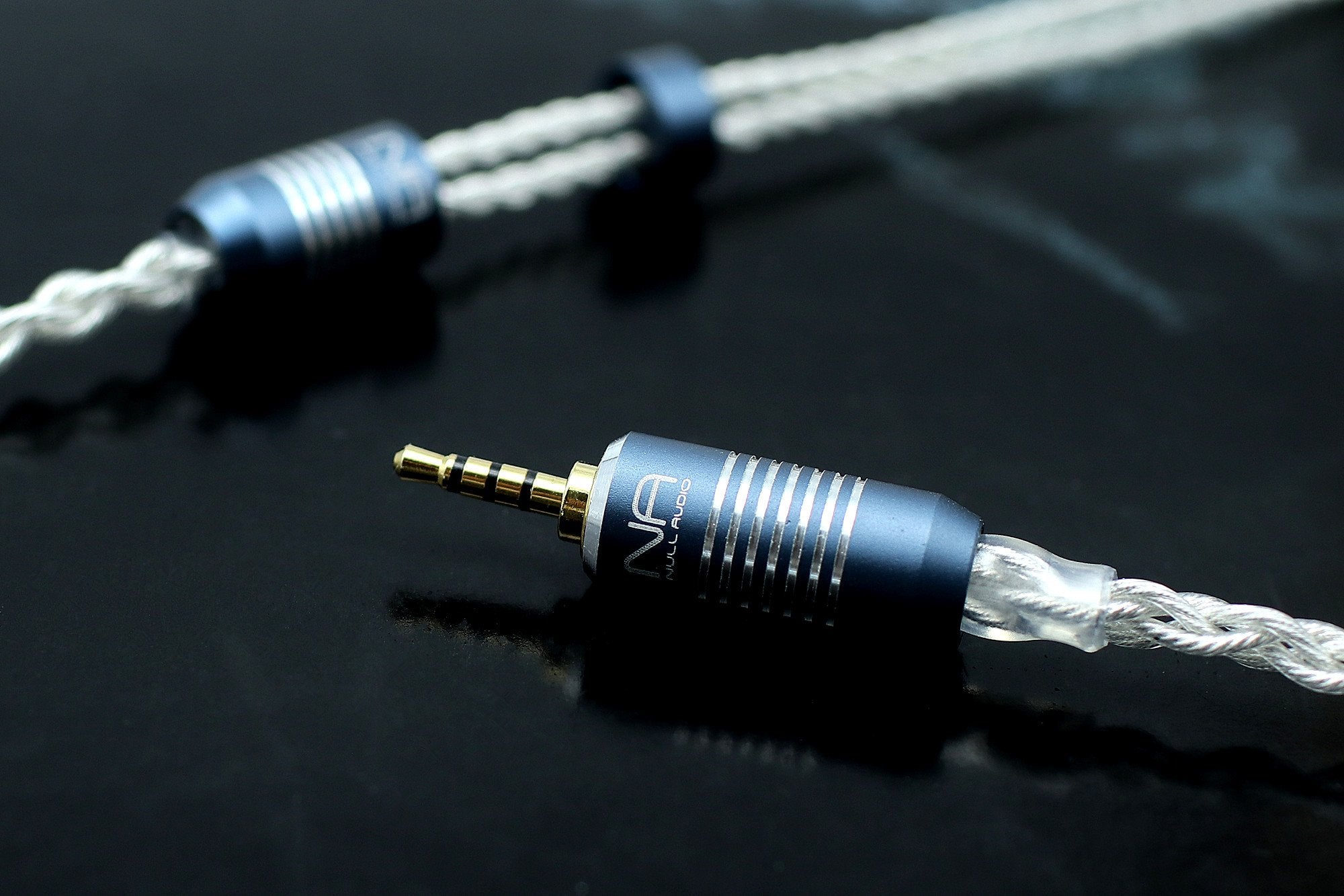 Null Audio Lune Series MKV